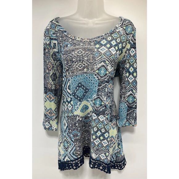Absolutely Famous, Women 3/4 Sleeve Multi Color Geometric Tunic Top, Large - Picture 1 of 7